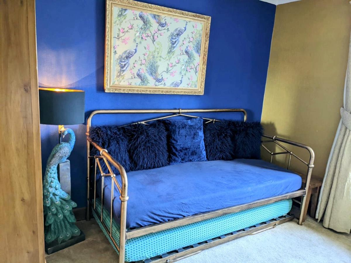 Farmhouse B&B Family Stay Or Romantic Break, On Our Smallholding Close To 나버스 외부 사진