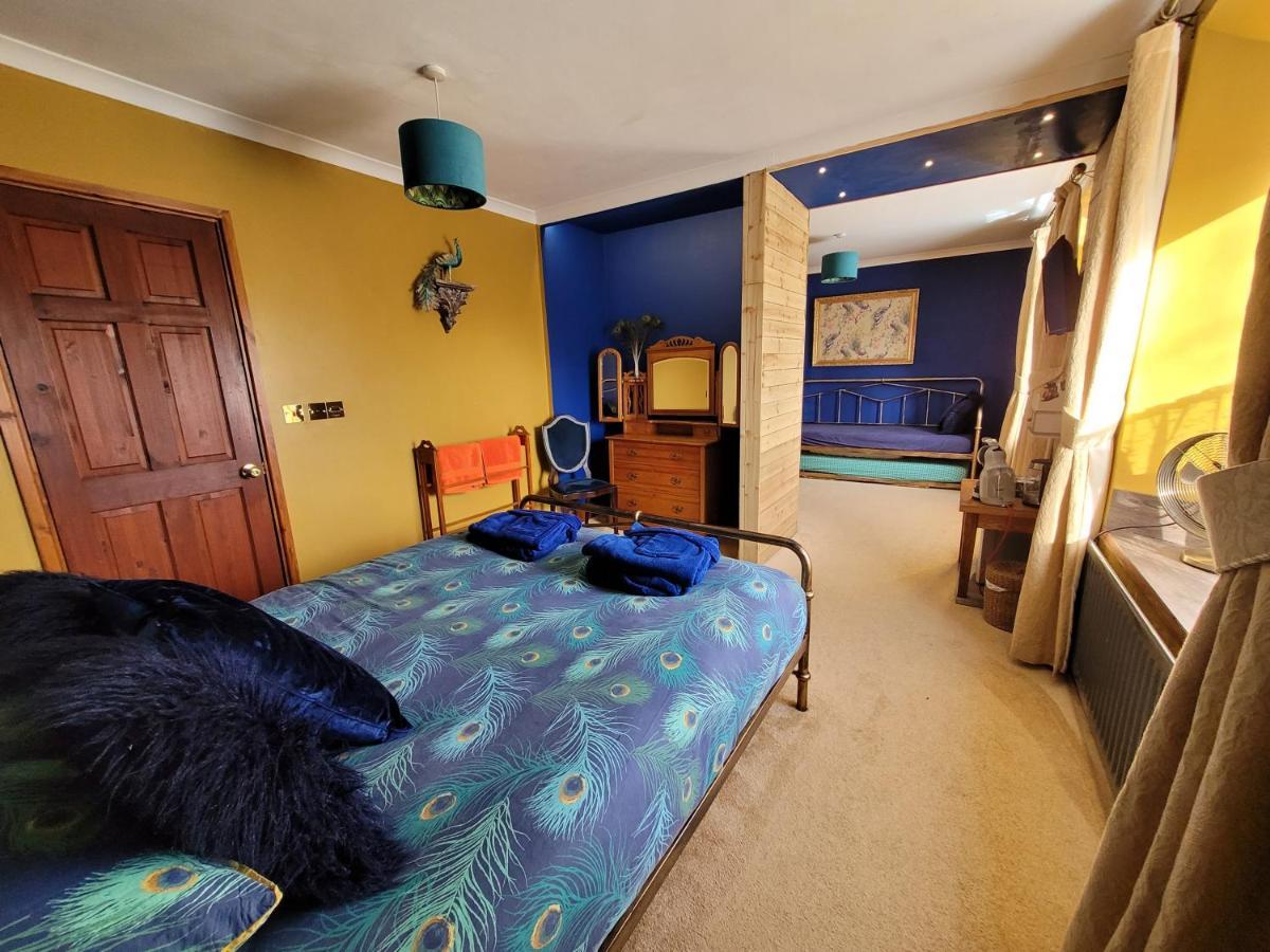 Farmhouse B&B Family Stay Or Romantic Break, On Our Smallholding Close To 나버스 외부 사진